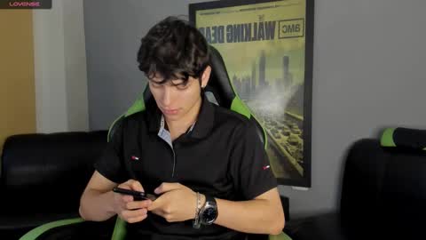 Axel Raven online show from 12/31/24, 01:30