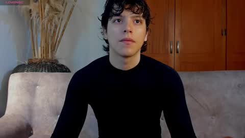 Axel Raven online show from 10/10/25, 02:16