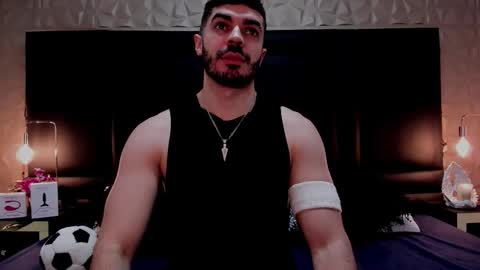 Snapshot of axelthompsom chatting on 11/13/25, 11:53 Axel Thompsom online show from 11/13/25, 11:53