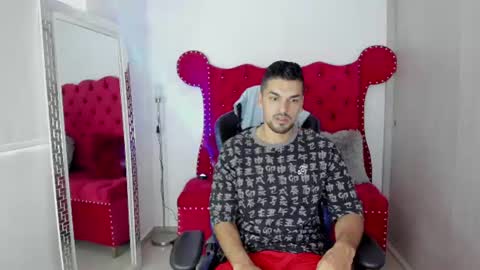 Snapshot of axelwinters_ chatting on 07/04/26, 12:55 Axel online show from 07/04/26, 12:55