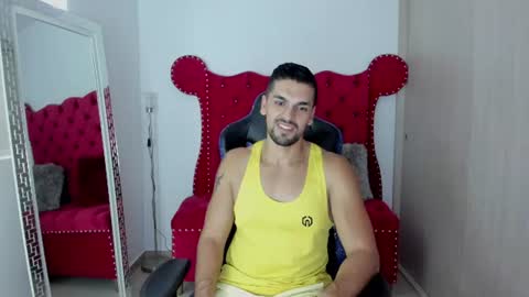Snapshot of axelwinters_ chatting on 07/06/26, 08:22 Axel online show from 07/06/26, 08:22