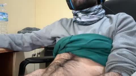 Snapshot of axis33 chatting on 01/11/25, 04:27 axis online show from 01/11/25, 04:27