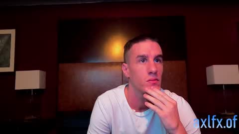 Axl online show from 12/19/24, 08:02