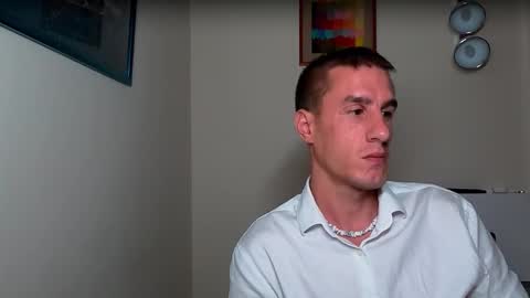 Axl online show from 10/05/25, 05:00