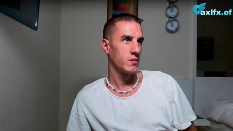 Axl online show from 10/12/25, 04:28