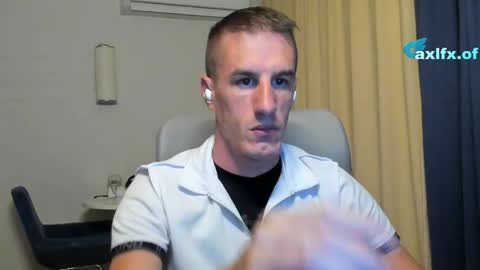 Snapshot of axl_fx chatting on 06/04/26, 12:27 Axl online show from 06/04/26, 12:27