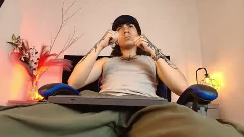 Snapshot of axl_kush_ chatting on 04/23/26, 04:46 Axel Kush online show from 04/23/26, 04:46
