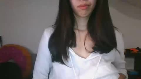 axue online show from 09/29/25, 08:24