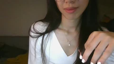 axue online show from 05/04/26, 08:16