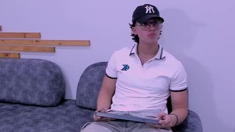 Axxel online show from 03/28/26, 08:52