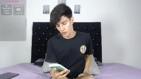 Snapshot of axxxel_twink chatting on 02/17/26, 01:13 Axxxel online show from 02/17/26, 01:13