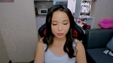 Snapshot of aya_moon chatting on 09/17/25, 05:09 Aya Moon online show from 09/17/25, 05:09