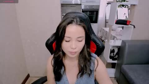 Snapshot of aya_moon chatting on 10/07/25, 04:53 Aya Moon online show from 10/07/25, 04:53