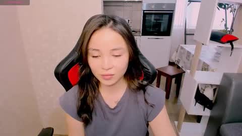 Snapshot of aya_moon chatting on 10/16/25, 05:19 Aya Moon online show from 10/16/25, 05:19