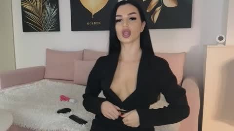 Ayabellle online show from 10/24/25, 09:00