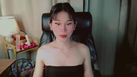 Snapshot of ayahoshilovesyou chatting on 05/20/26, 06:47 AYAHOSHILOVESYOU online show from 05/20/26, 06:47
