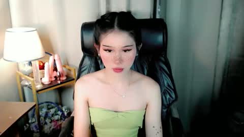 Snapshot of ayahoshilovesyou chatting on 05/23/26, 06:34 AYAHOSHILOVESYOU online show from 05/23/26, 06:34