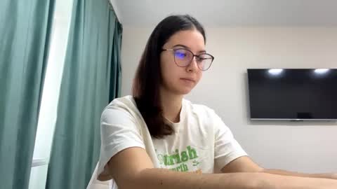 Snapshot of ayakoslotemaker chatting on 11/20/25, 07:30 Allison online show from 11/20/25, 07:30