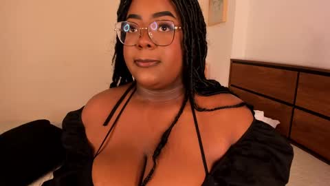 Snapshot of ayana_ebonny_ chatting on 10/04/25, 12:03 ayana online show from 10/04/25, 12:03