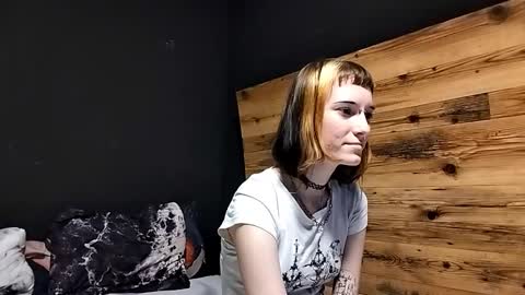 Snapshot of ayannapoellinetz chatting on 10/07/25, 06:21 Eva online show from 10/07/25, 06:21