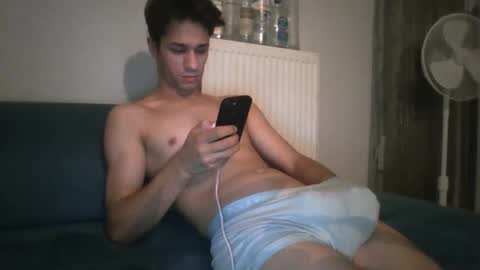 Snapshot of ayazdemir chatting on 10/12/25, 05:01 Ayaz online show from 10/12/25, 05:01