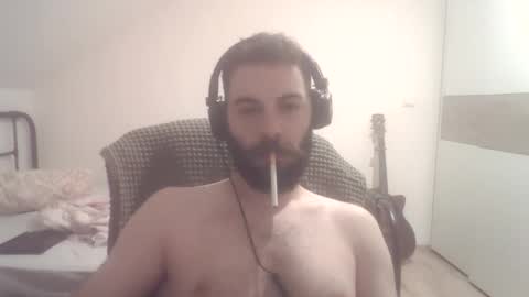 Snapshot of ayazeluel chatting on 09/11/25, 07:58 ayazeluel online show from 09/11/25, 07:58