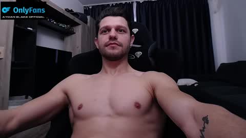 Snapshot of aydanblakeofficial chatting on 04/23/26, 01:35 Aydan Blake Official online show from 04/23/26, 01:35