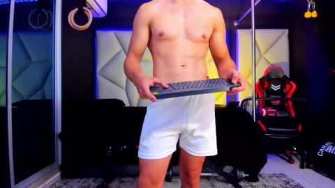 Ayden Miller online show from 11/24/25, 02:55