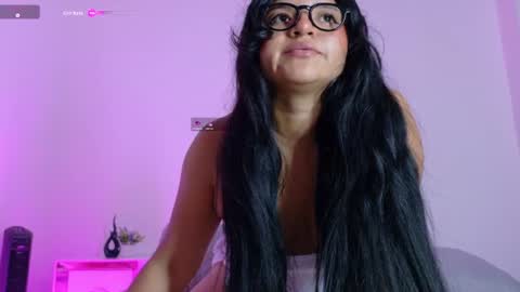 Snapshot of ayheleen_sexygirl3 chatting on 06/10/26, 08:41 Mariana online show from 06/10/26, 08:41