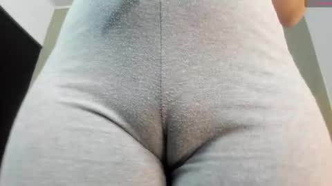 Alyda Jaramillo online show from 03/21/26, 09:07