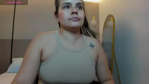Snapshot of ayla13_ chatting on 07/15/26, 07:08 Alyda Jaramillo online show from 07/15/26, 07:08