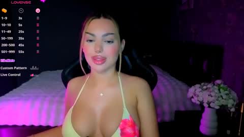 Snapshot of ayla_demir chatting on 03/15/26, 09:54 Ayla Demir online show from 03/15/26, 09:54