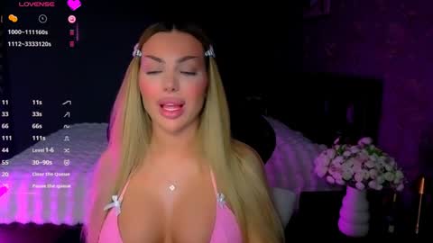 Snapshot of ayla_demir chatting on 03/29/26, 08:53 Ayla Demir online show from 03/29/26, 08:53