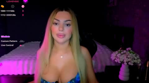 Snapshot of ayla_demir chatting on 04/05/26, 08:50 Ayla Demir online show from 04/05/26, 08:50