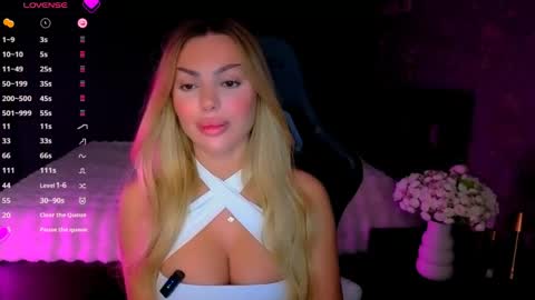 Snapshot of ayla_demir chatting on 04/16/26, 09:39 Ayla Demir online show from 04/16/26, 09:39