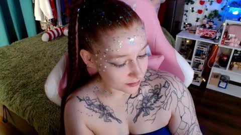 Ayla hill online show from 03/22/26, 03:21