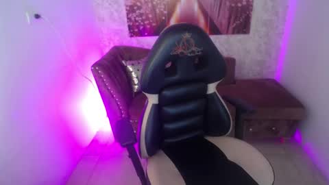 aylanny_m online show from 01/07/26, 01:57