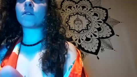 Snapshot of aylasavage chatting on 06/13/26, 01:25 aylasavage online show from 06/13/26, 01:25