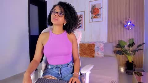 Ayleen online show from 12/18/25, 01:17