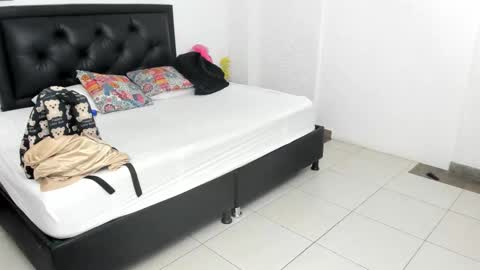 Snapshot of ayleen_miller chatting on 03/02/26, 01:18 ayleen miller online show from 03/02/26, 01:18