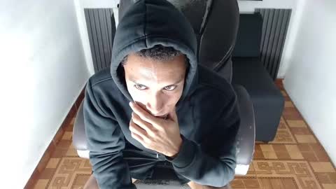 Snapshot of aylensantos chatting on 03/01/25, 09:15 Aylen online show from 03/01/25, 09:15