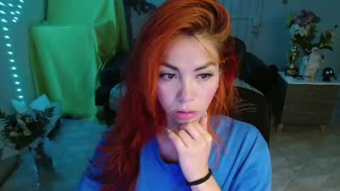 Snapshot of aylin_diazz chatting on 07/05/26, 08:43 Aylin online show from 07/05/26, 08:43