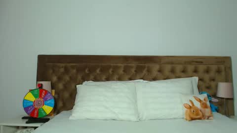 Aylin online show from 10/28/25, 03:21