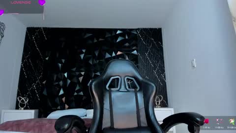 aylinlove_ online show from 06/03/26, 02:33
