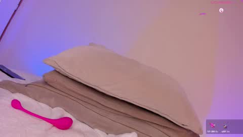 Snapshot of aylinnzambrano_ chatting on 02/23/25, 07:11 Aylin online show from 02/23/25, 07:11