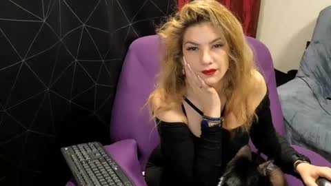 Dominatrix Queen online show from 02/18/25, 08:58