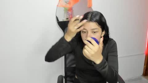 Snapshot of aysha_winxx chatting on 10/30/25, 03:19 aysha_winxx online show from 10/30/25, 03:19