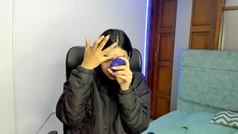 Snapshot of aysha_winxx chatting on 11/28/25, 03:53 aysha_winxx online show from 11/28/25, 03:53