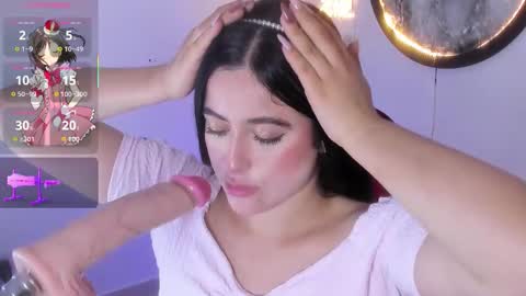 Snapshot of ayshel_lira chatting on 09/23/25, 02:42 ayshel_lira online show from 09/23/25, 02:42