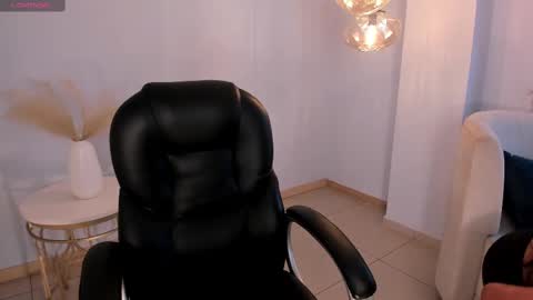 Ayshel online show from 09/19/25, 03:30